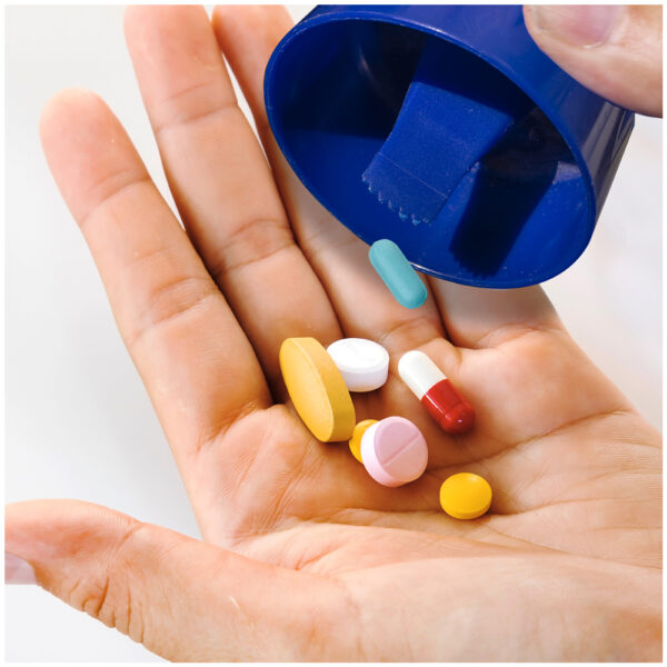 Pil-bob-Pouring-Meds Pil-bob-Pouring-Meds